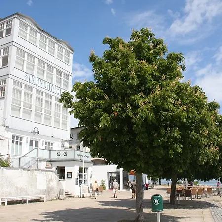 Strandhotel Rugen Hotel